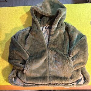 Zara Faux Fur Zip Up Hoodie Jacket - Super Soft! EUC, Womens XXL, Olive Green